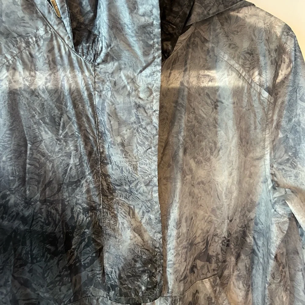 Lululemon Lab Terrain Shell Jacket Reflective - Picture 6 of 10